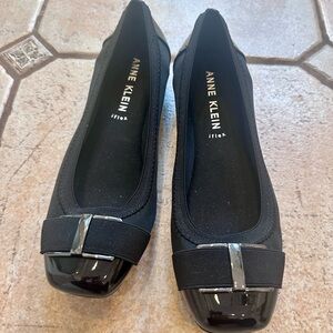 Anne Klein Black Flats with Shiny Silver Accent